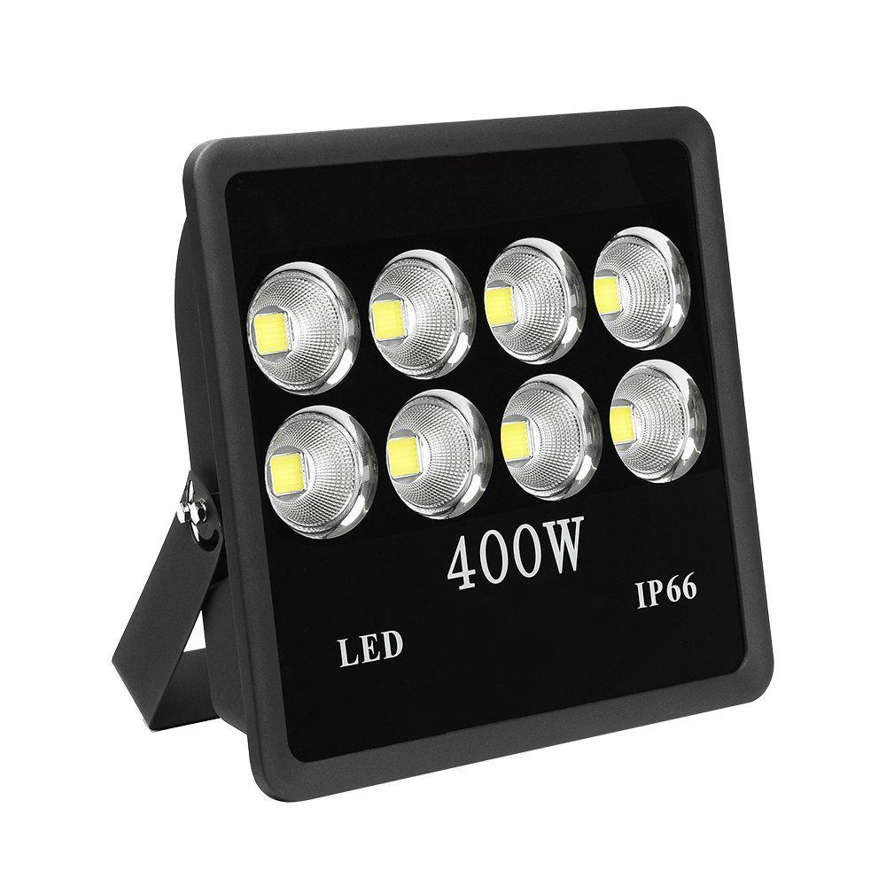 KIT DE 4 PIEZAS MINI POSTES LED.