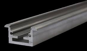 PERFIL LINEAL TIPO REGLETA CON ACABADO NEGRO RUGOSO