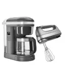 Combo COFFEE MAKER KCM1208DG 12-TZ GRIS OSCURO JARRA VIDRIO + Batidora KitchenAid Mano Plata KHM926CU 9V